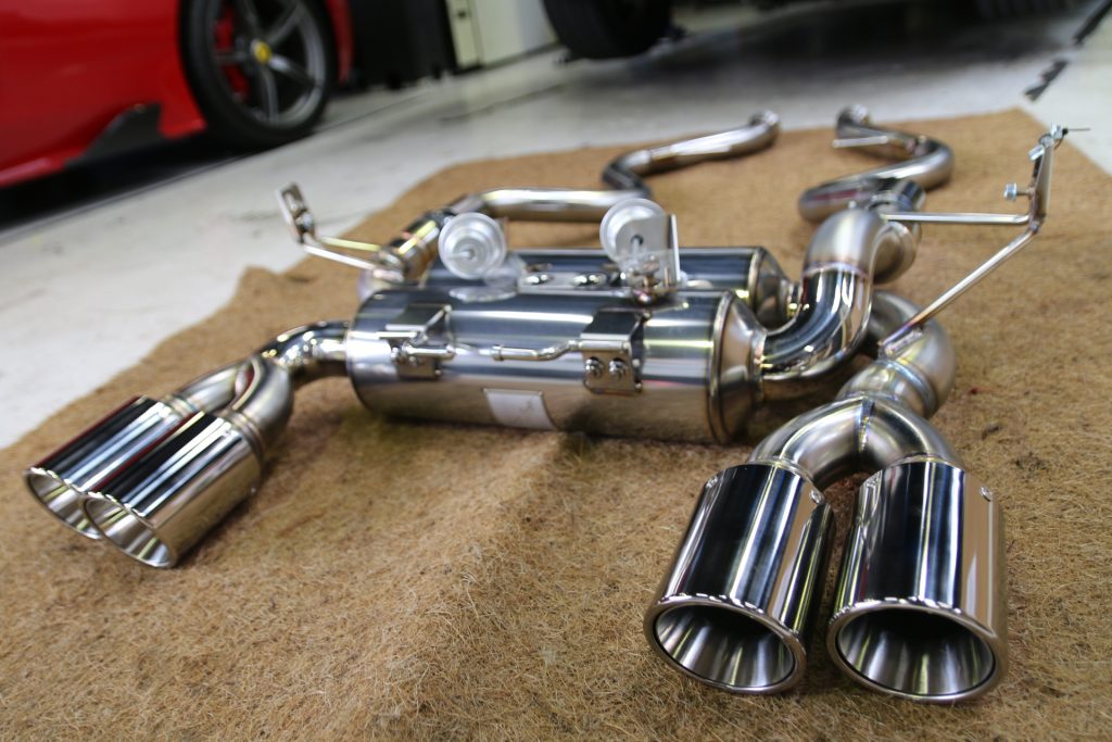 Ｅ９２Ｍ３なお客様に、POWERCRAFT HYBRID EXHAUST SYSTEM お取り付け