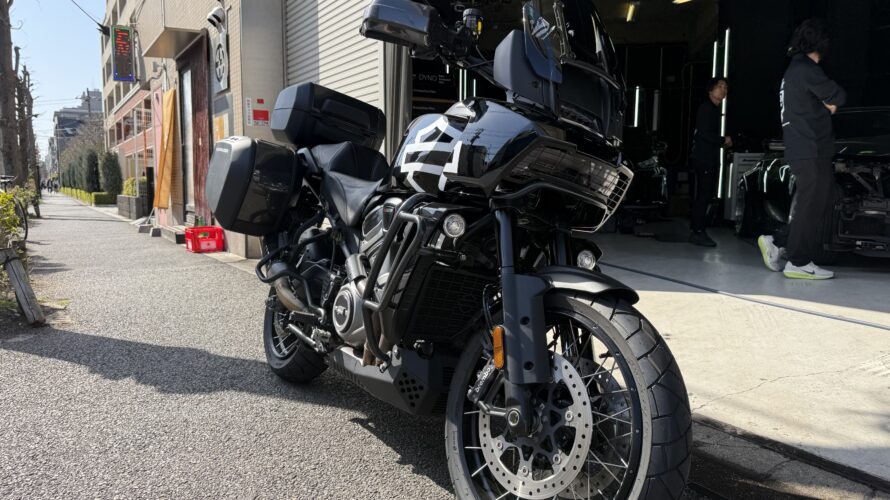 ハーレーダビッドソン　パンアメリカ1250の　　　サイドケースにカーボンPPF、ラッピングなど